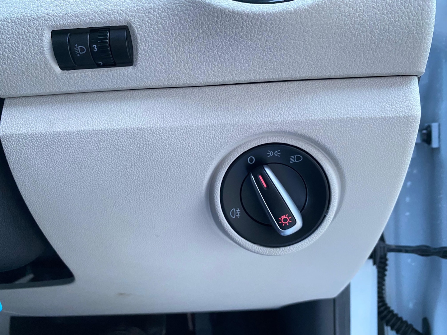 Used Volkswagen up! 2013 for sale - 77328917: Photo 21