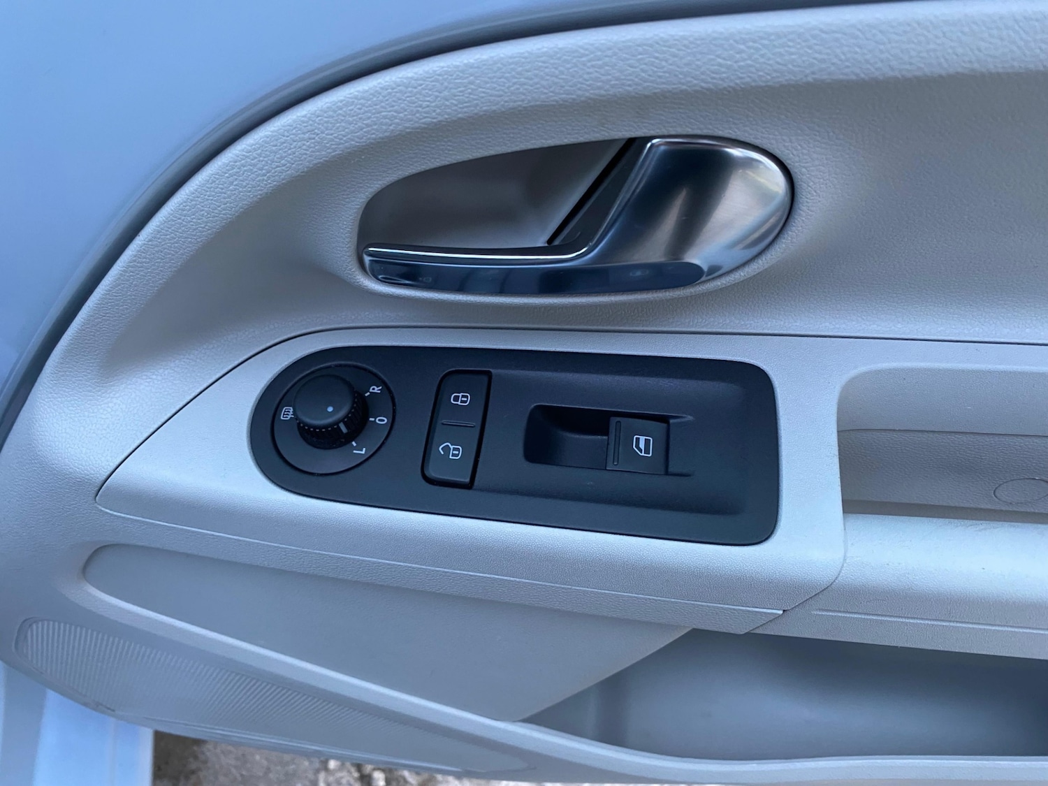 Used Volkswagen up! 2013 for sale - 77328917: Photo 22