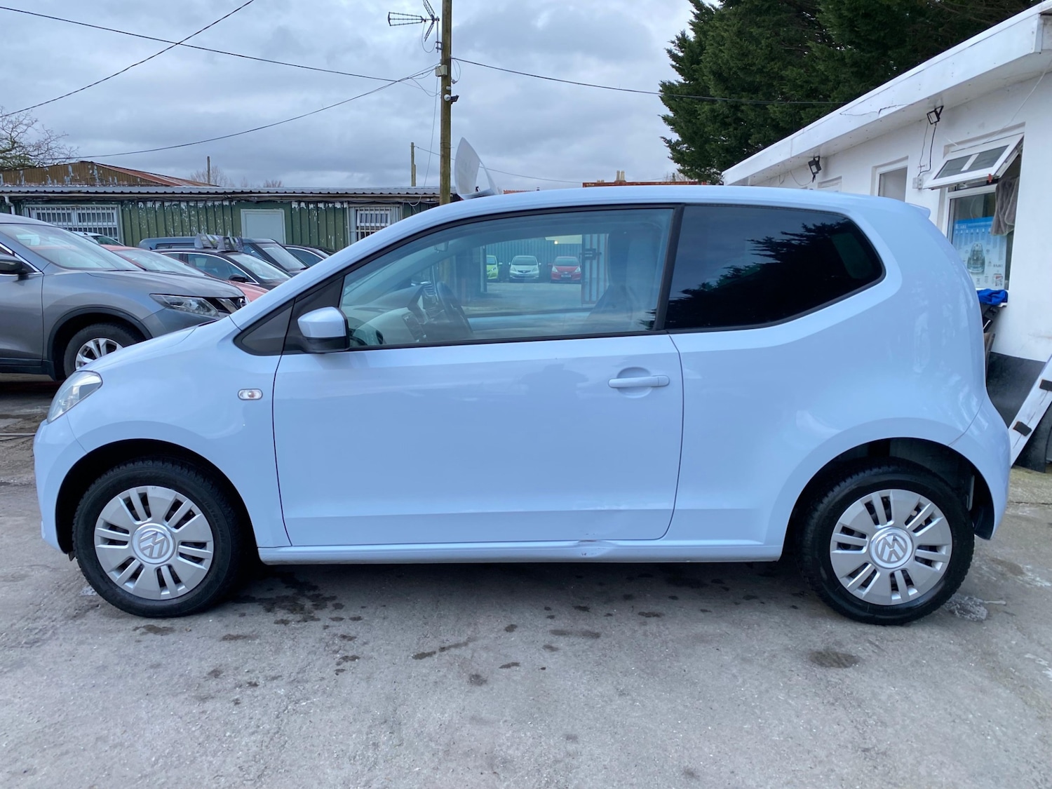 Used Volkswagen up! 2013 for sale - 77328917: Photo 6