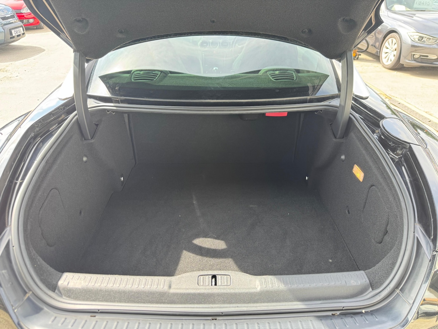 Used Peugeot RCZ 2025 for sale - 76953784: Photo 11