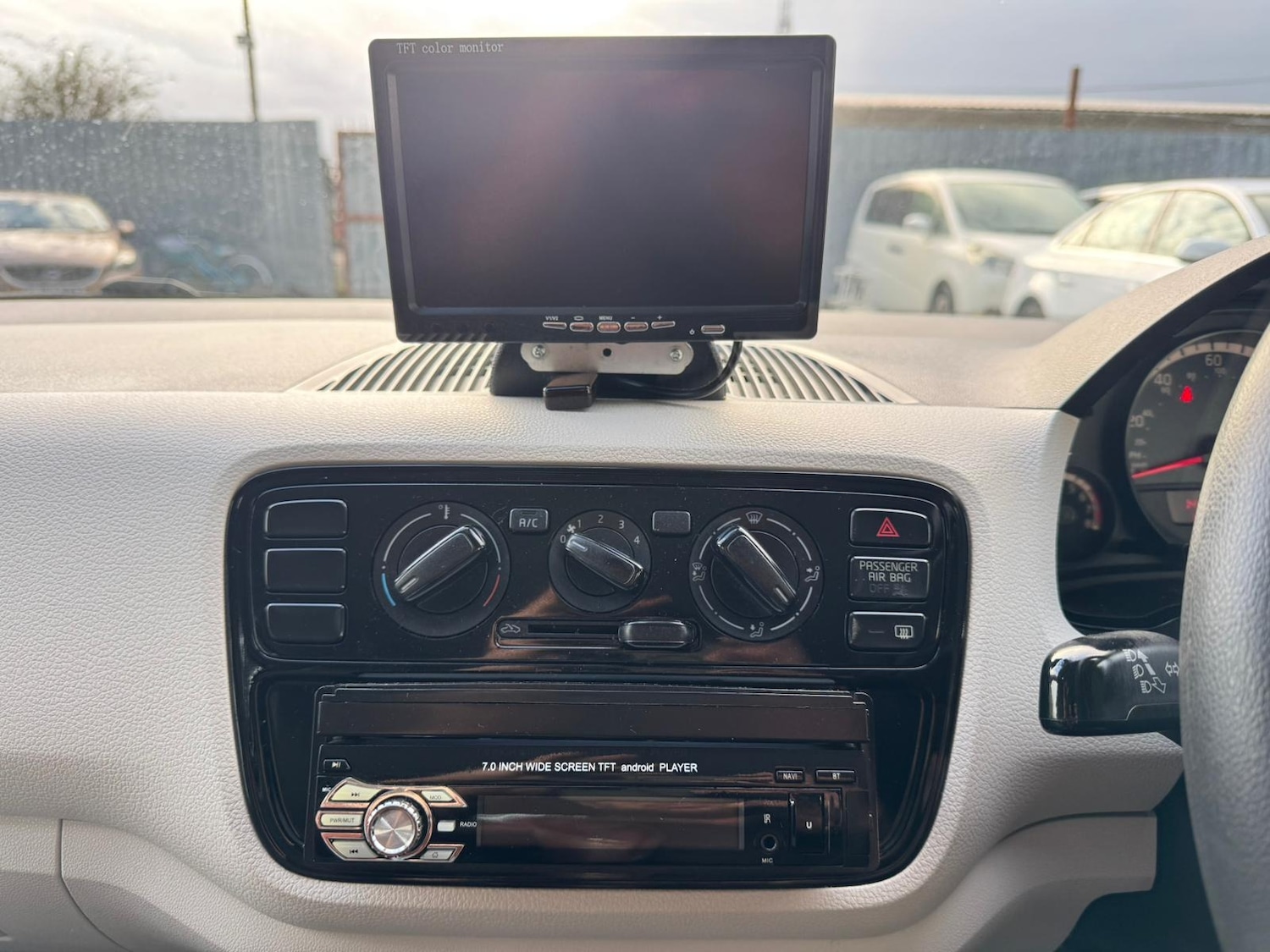 Used Volkswagen up! 2013 for sale - 78067173: Photo 19