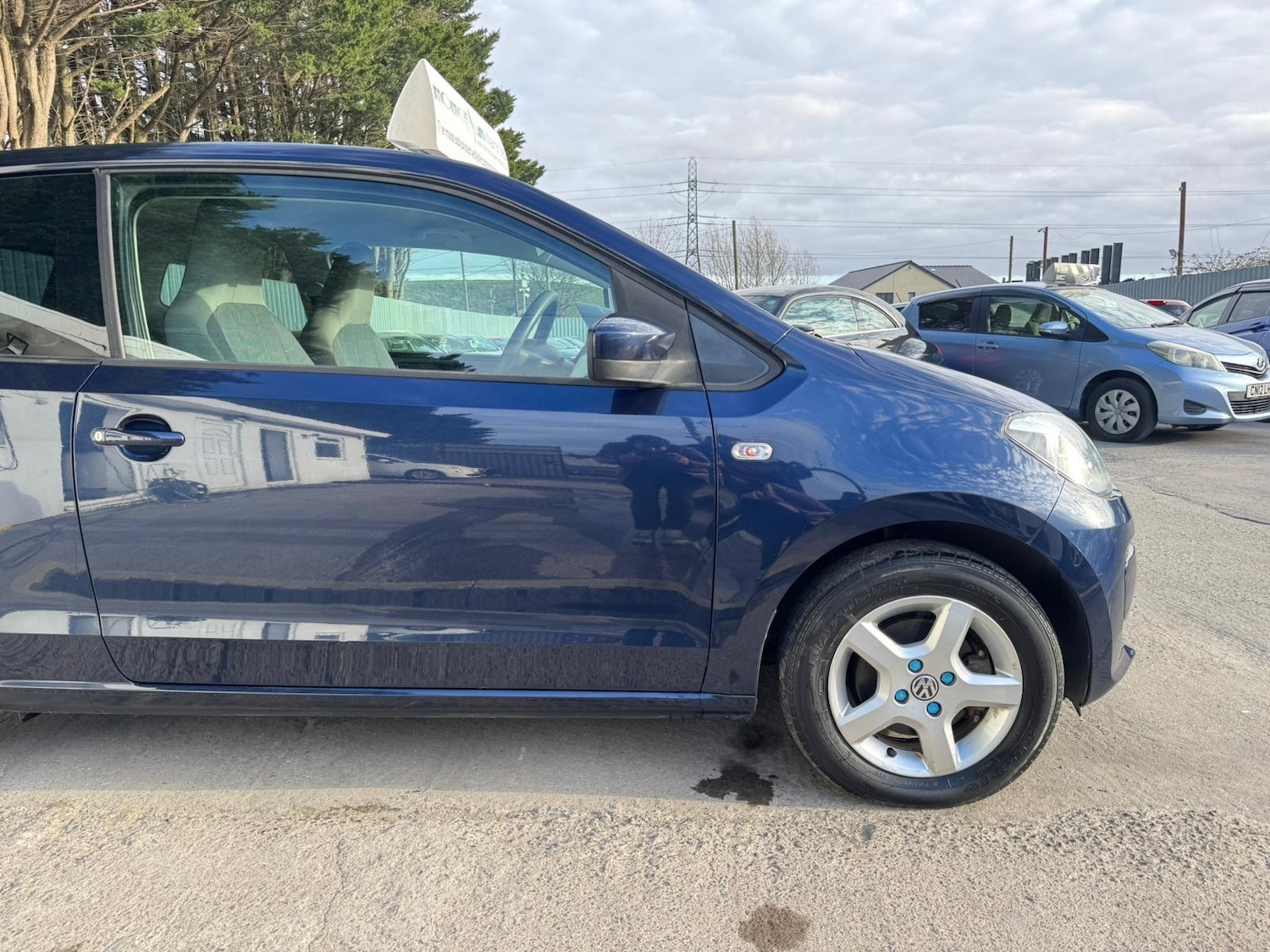 Used Volkswagen up! 2013 for sale - 78067173: Photo 4