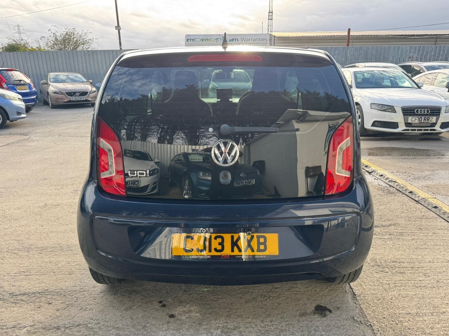 Used Volkswagen up! 2013 for sale - 78067173: Photo 9