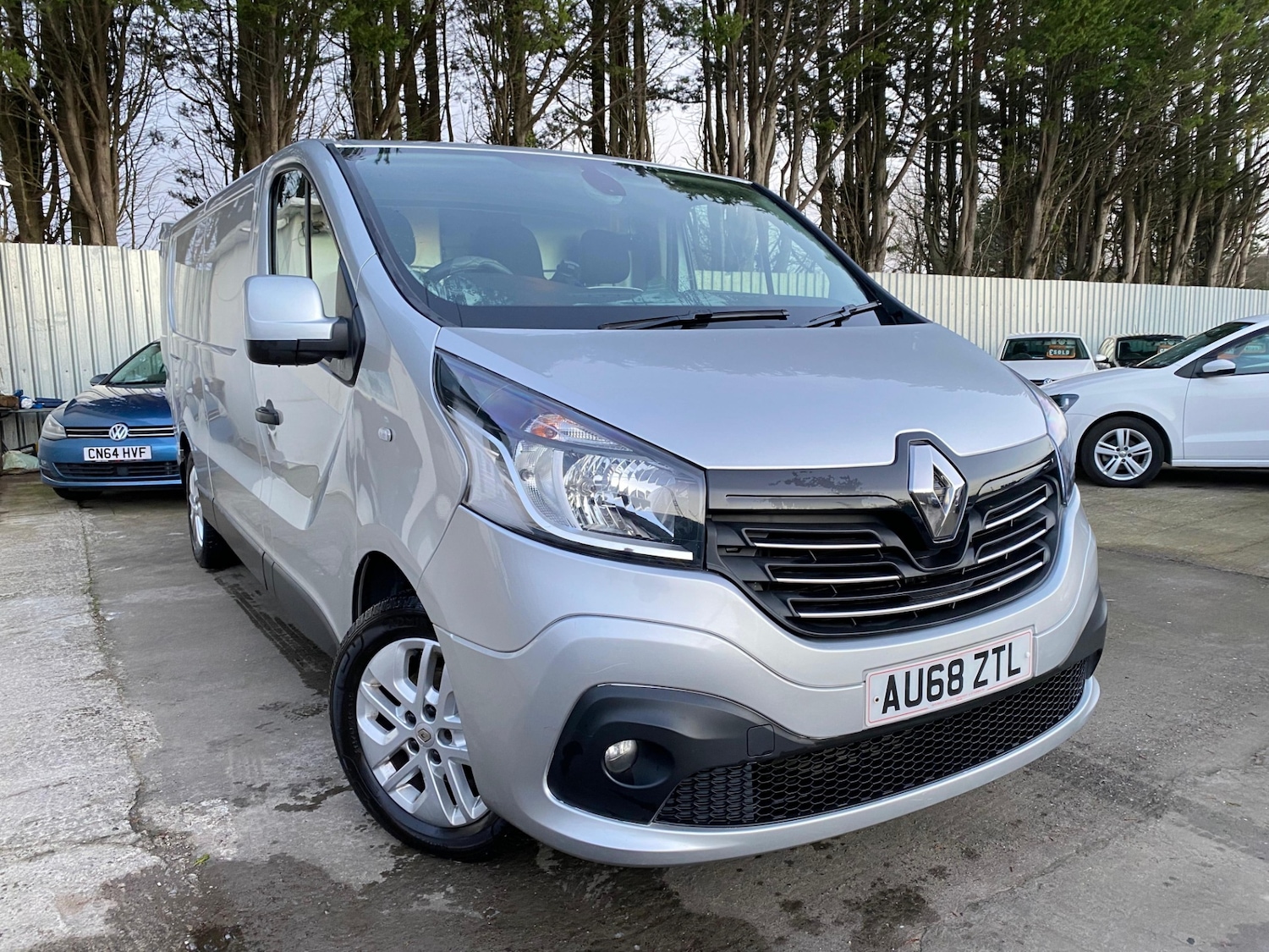 Used Renault Trafic 2018 for sale - 76896685: Photo 1