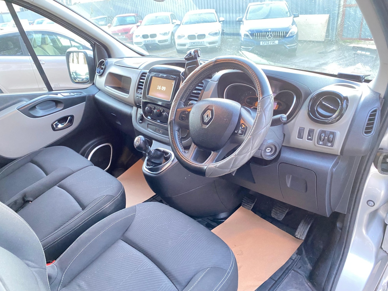 Used Renault Trafic 2018 for sale - 76896685: Photo 12