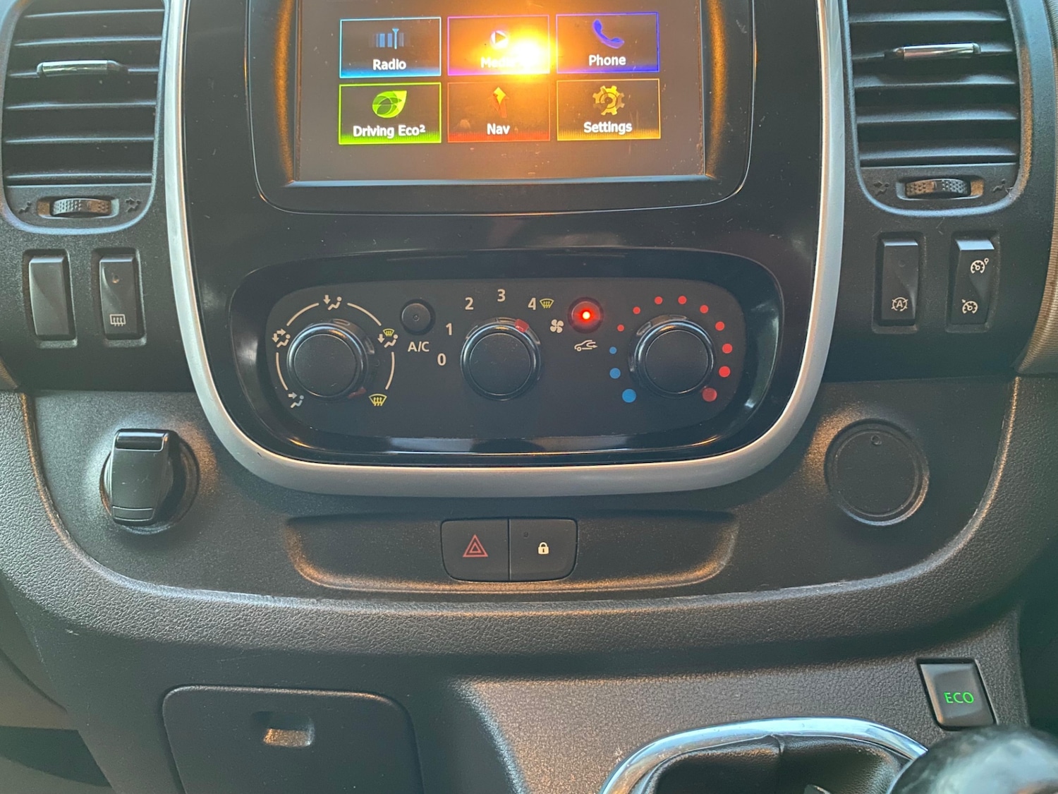 Used Renault Trafic 2018 for sale - 76896685: Photo 18