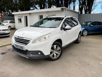 Used Peugeot 2008 2015 for sale - 79389452: Photo