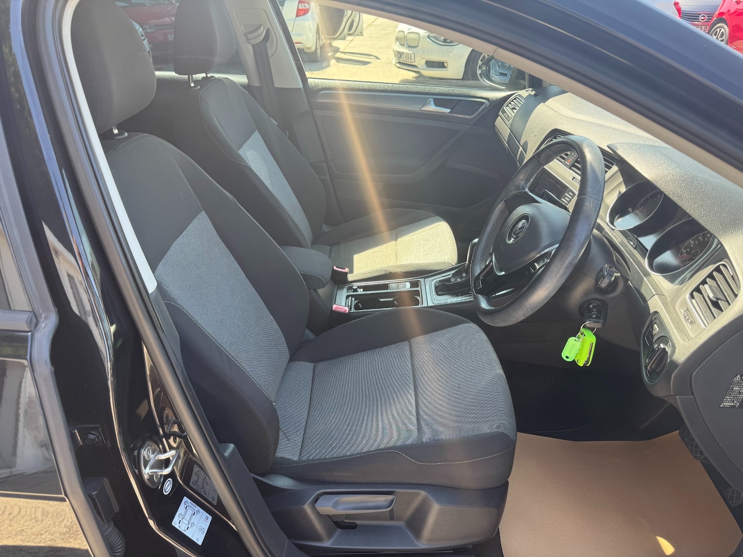 Used Volkswagen Golf 2013 for sale - 76744004: Photo 14