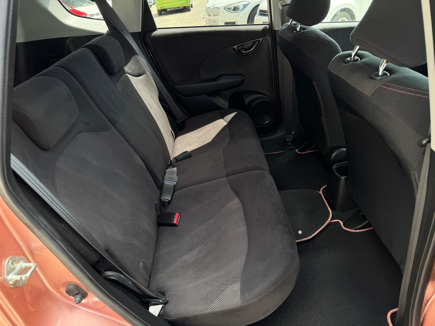 Used Honda Fit 2010 for sale - 76128636: Photo 13