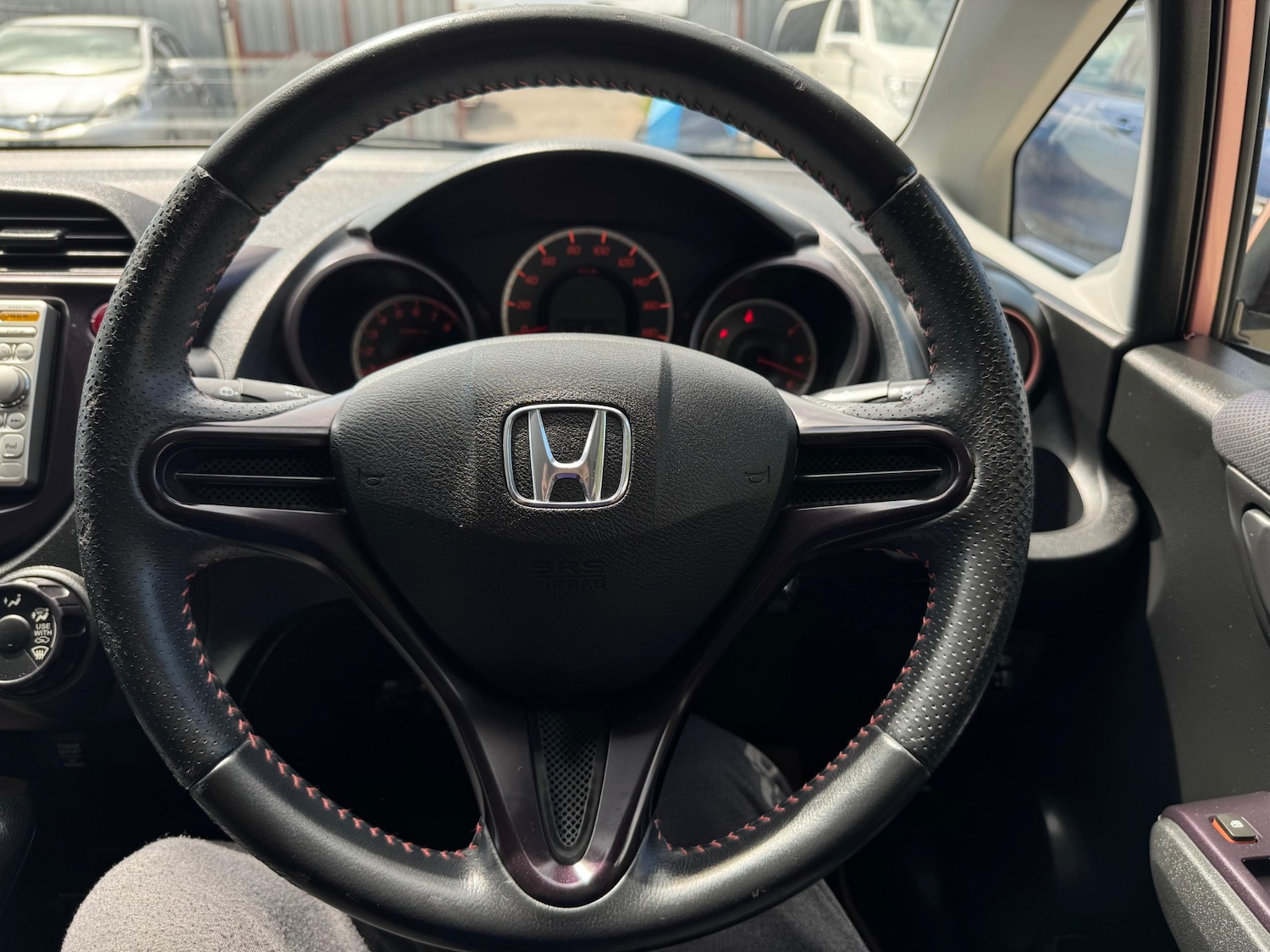 Used Honda Fit 2010 for sale - 76128636: Photo 15