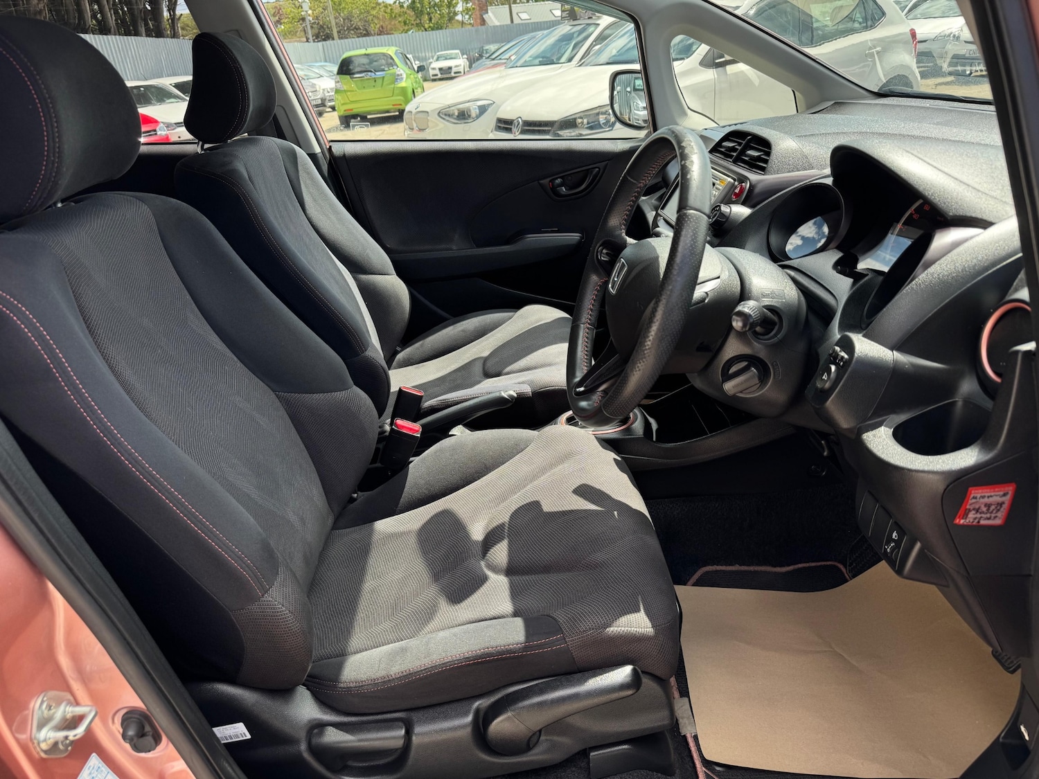 Used Honda Fit 2010 for sale - 76128636: Photo 18