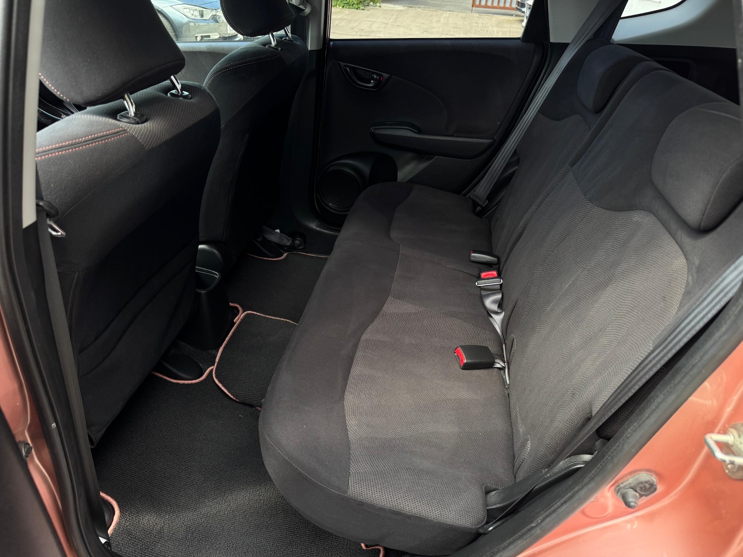 Used Honda Fit 2010 for sale - 76128636: Photo 29