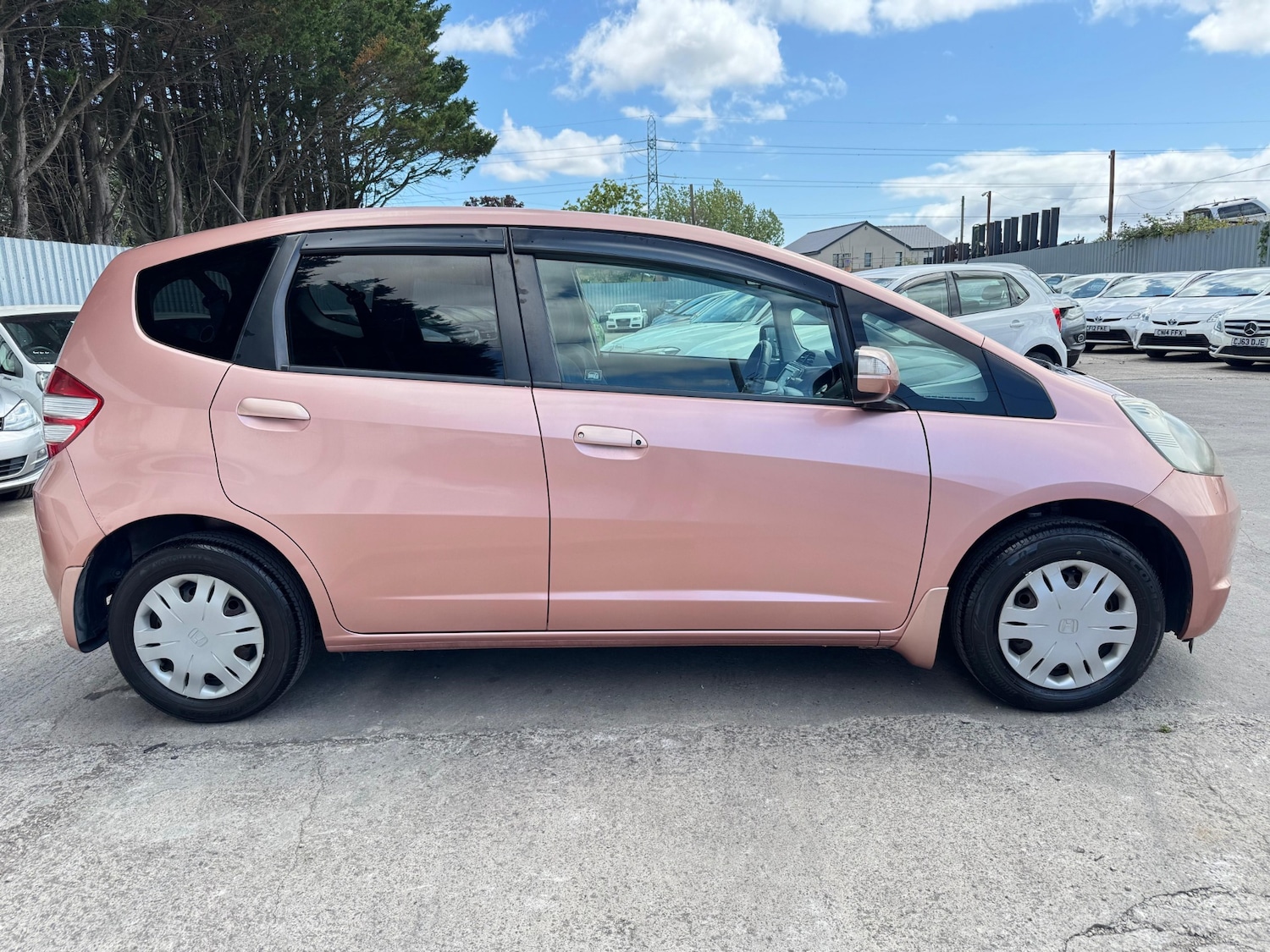 Used Honda Fit 2010 for sale - 76128636: Photo 7