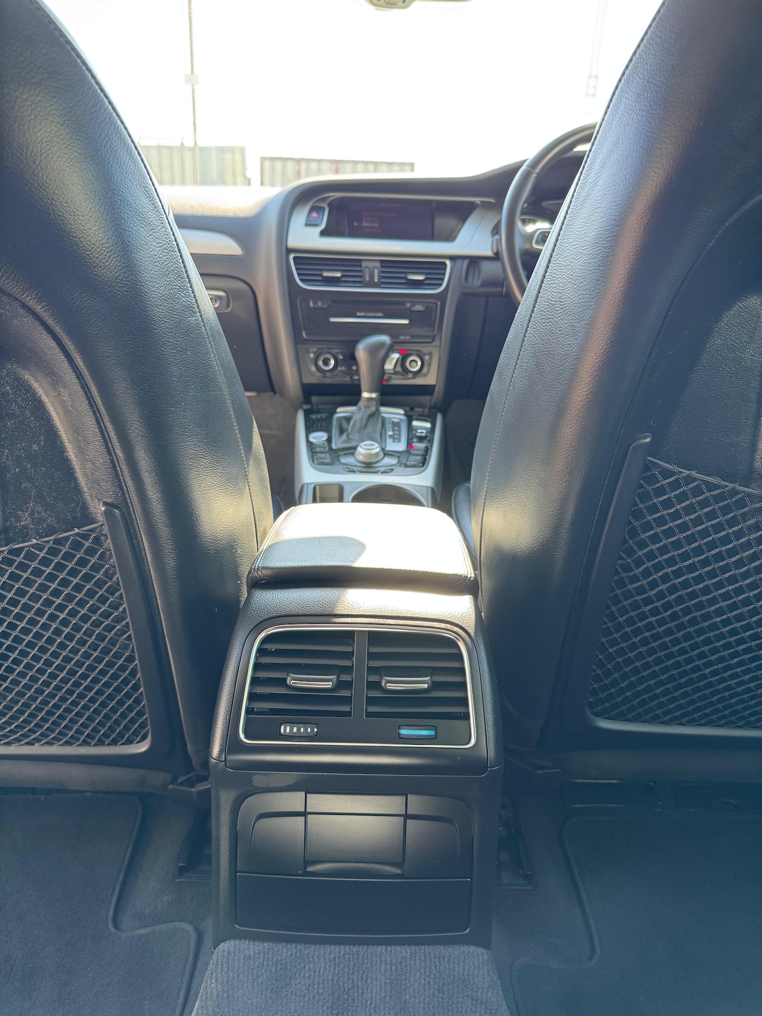 Used Audi A4 2010 for sale - 76143279: Photo 30
