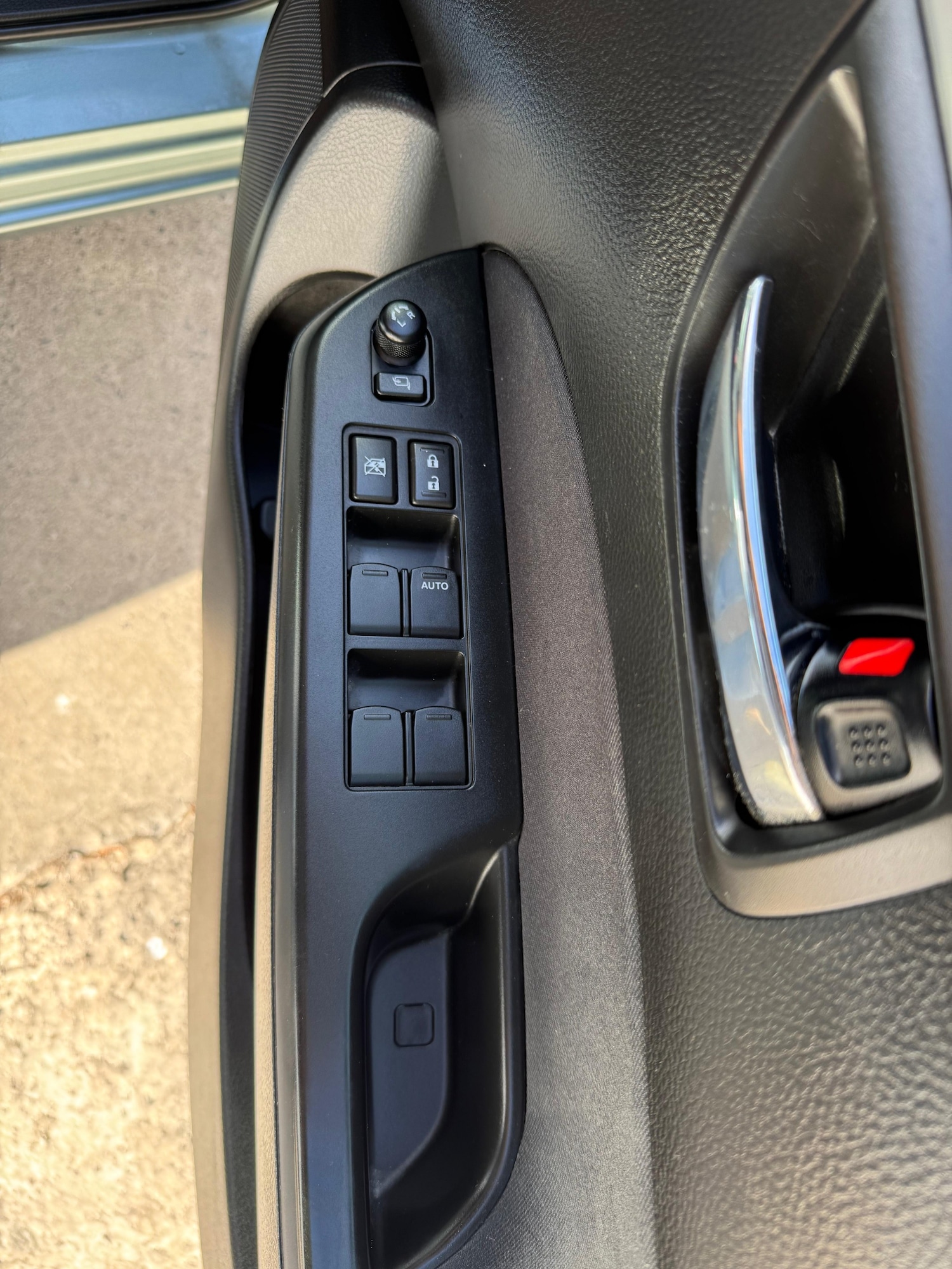 Used Suzuki Swift 2012 for sale - 76157754: Photo 29