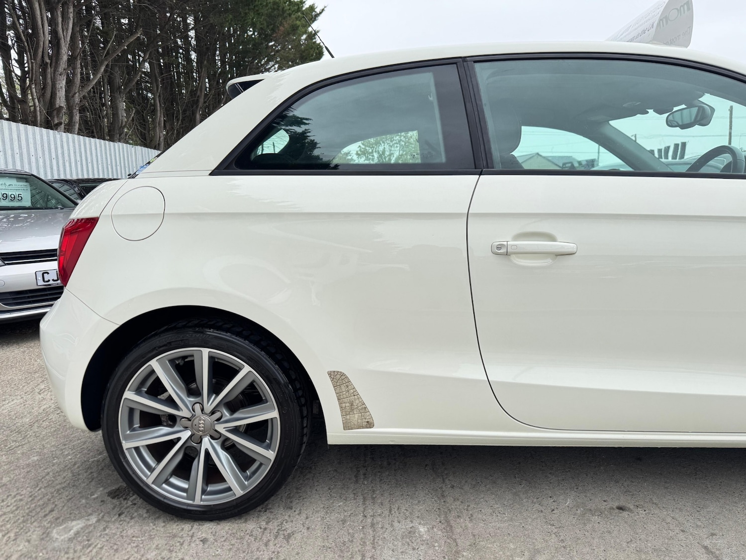Used Audi A1 2011 for sale - 76621395: Photo 6