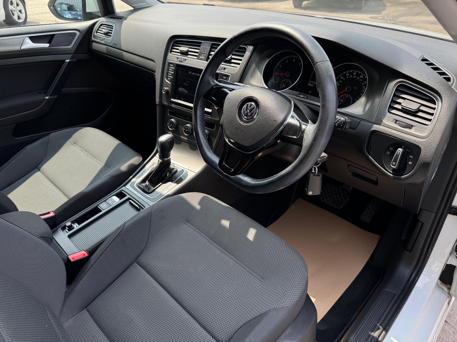 Used Volkswagen Golf 2013 for sale - 76115576: Photo 13