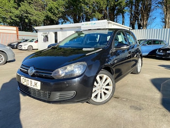 Used Volkswagen Golf 2010 for sale - 77042480: Photo
