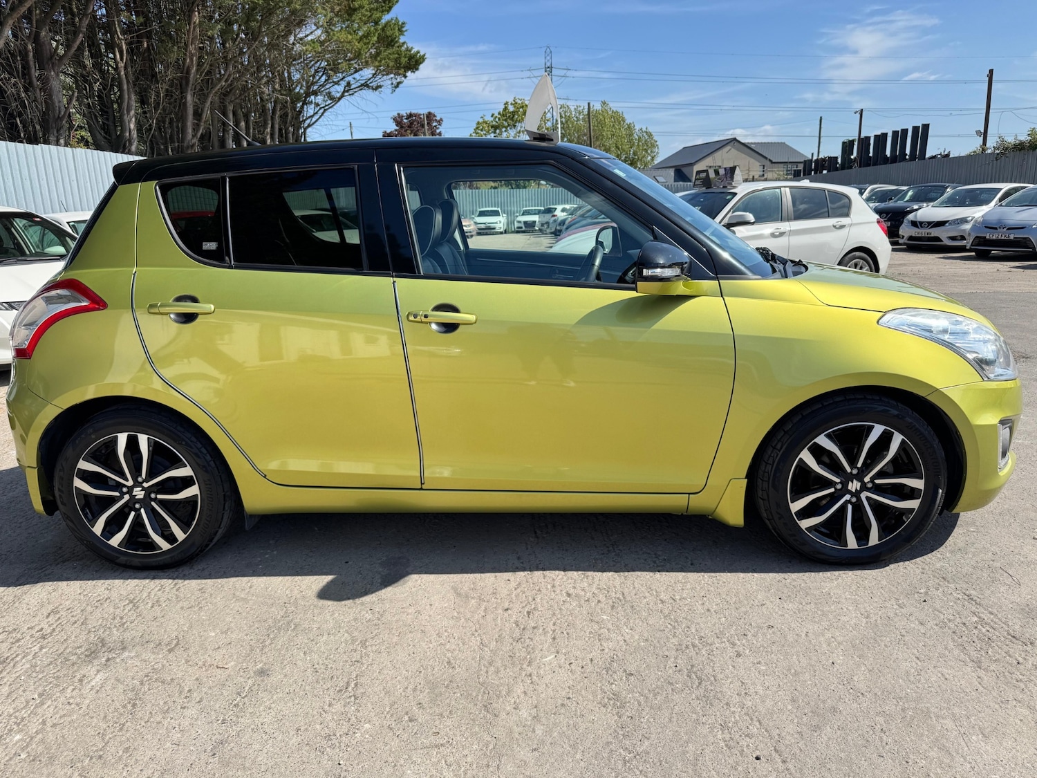 Used Suzuki Swift 2025 for sale - 76575436: Photo 2