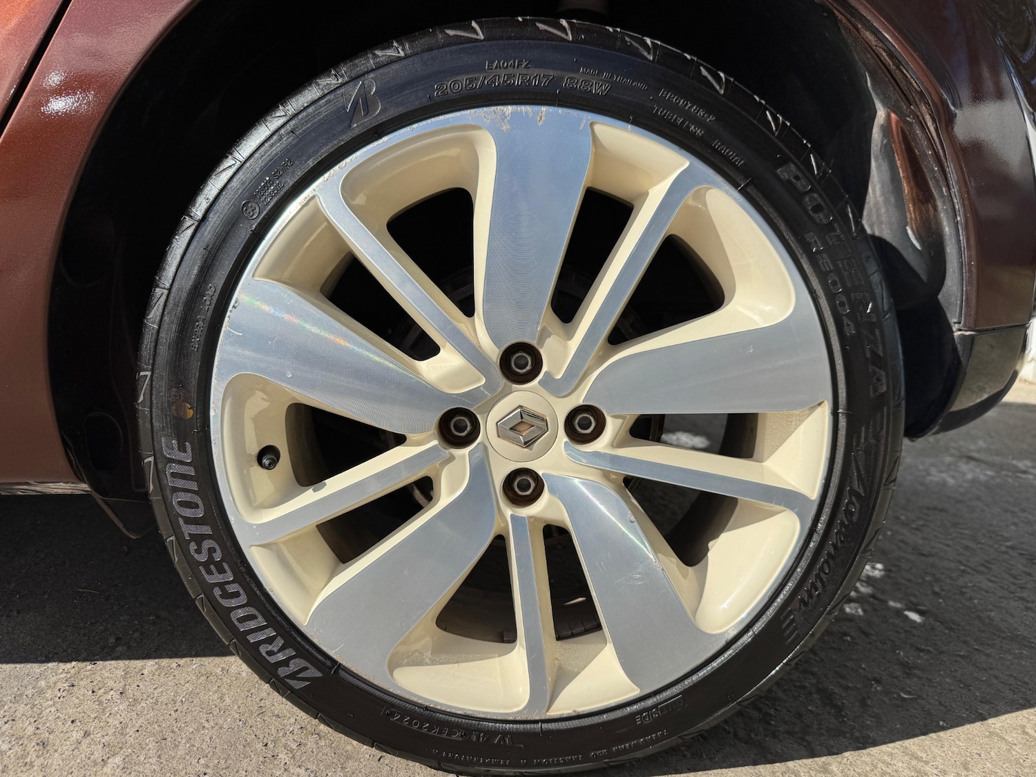 Used Renault Clio 2014 for sale - 76373333: Photo 30