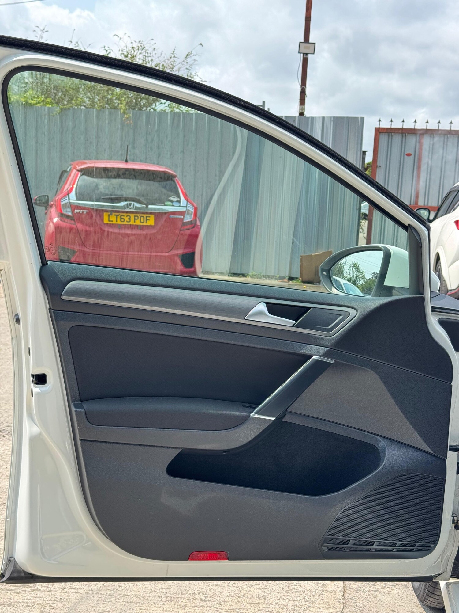 Vehicle 28