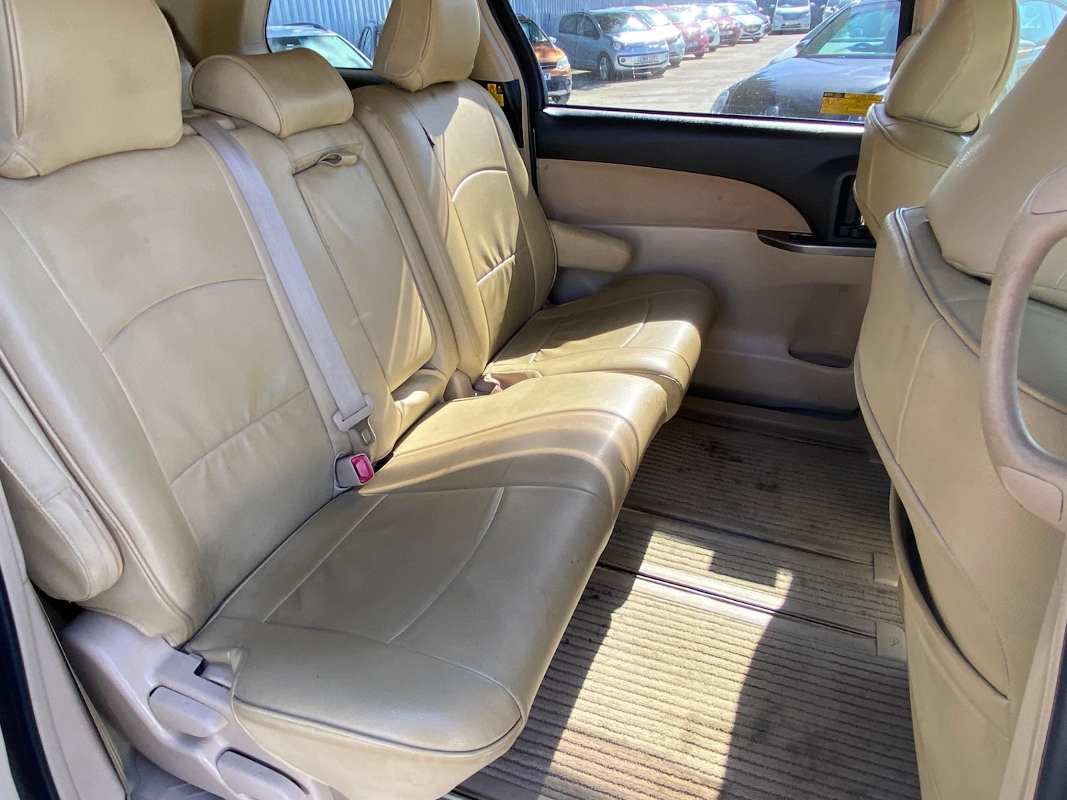 Used Toyota Estima 2026 for sale - 78145700: Photo 15