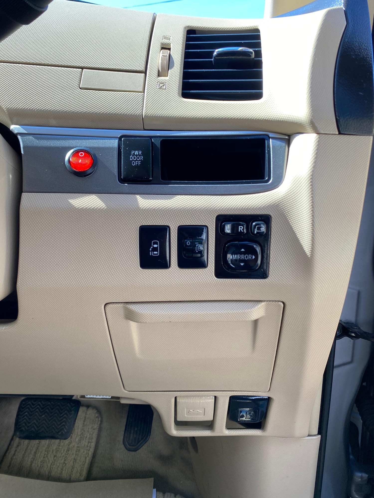 Used Toyota Estima 2026 for sale - 78145700: Photo 24