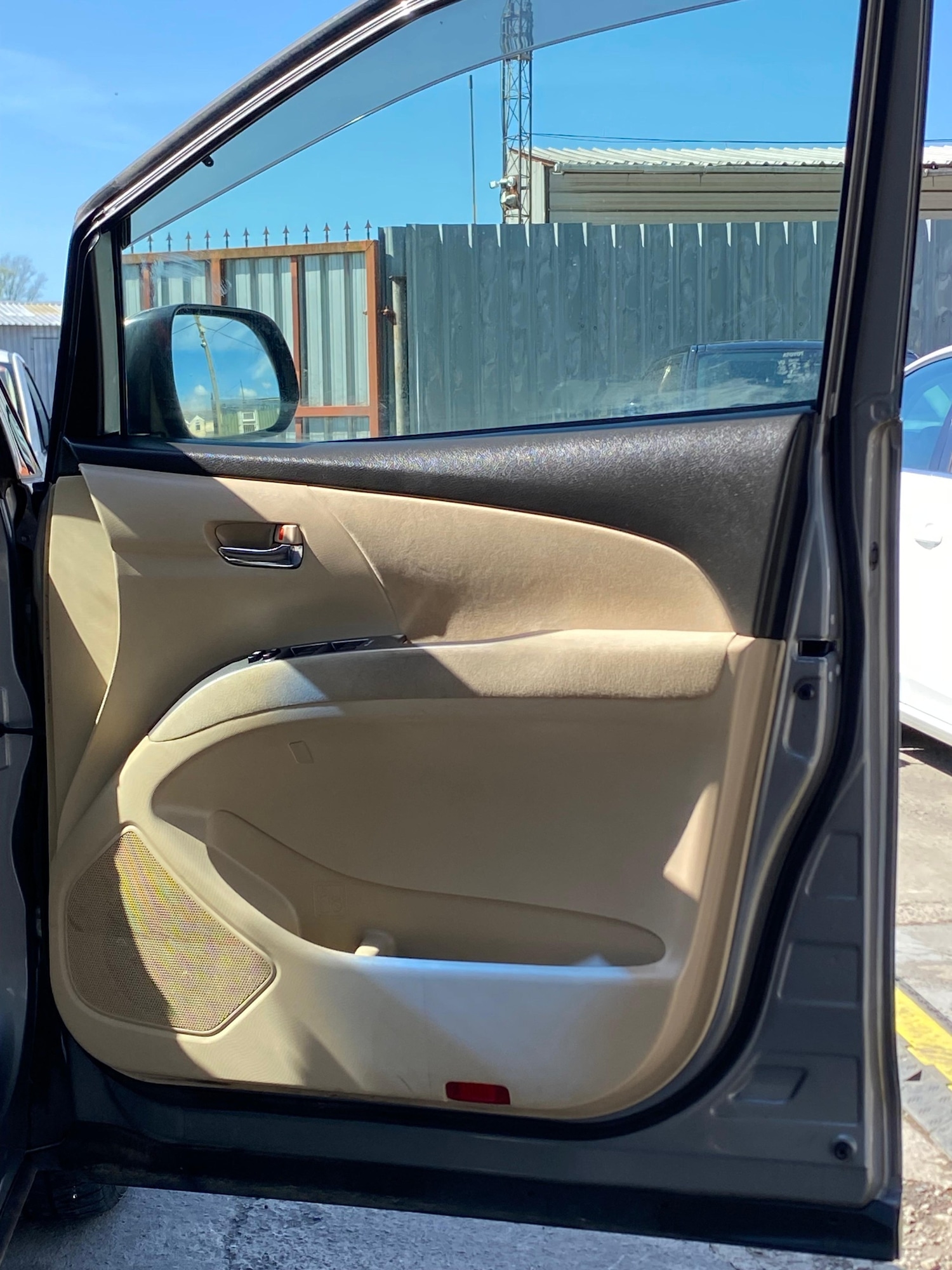 Used Toyota Estima 2026 for sale - 78145700: Photo 26