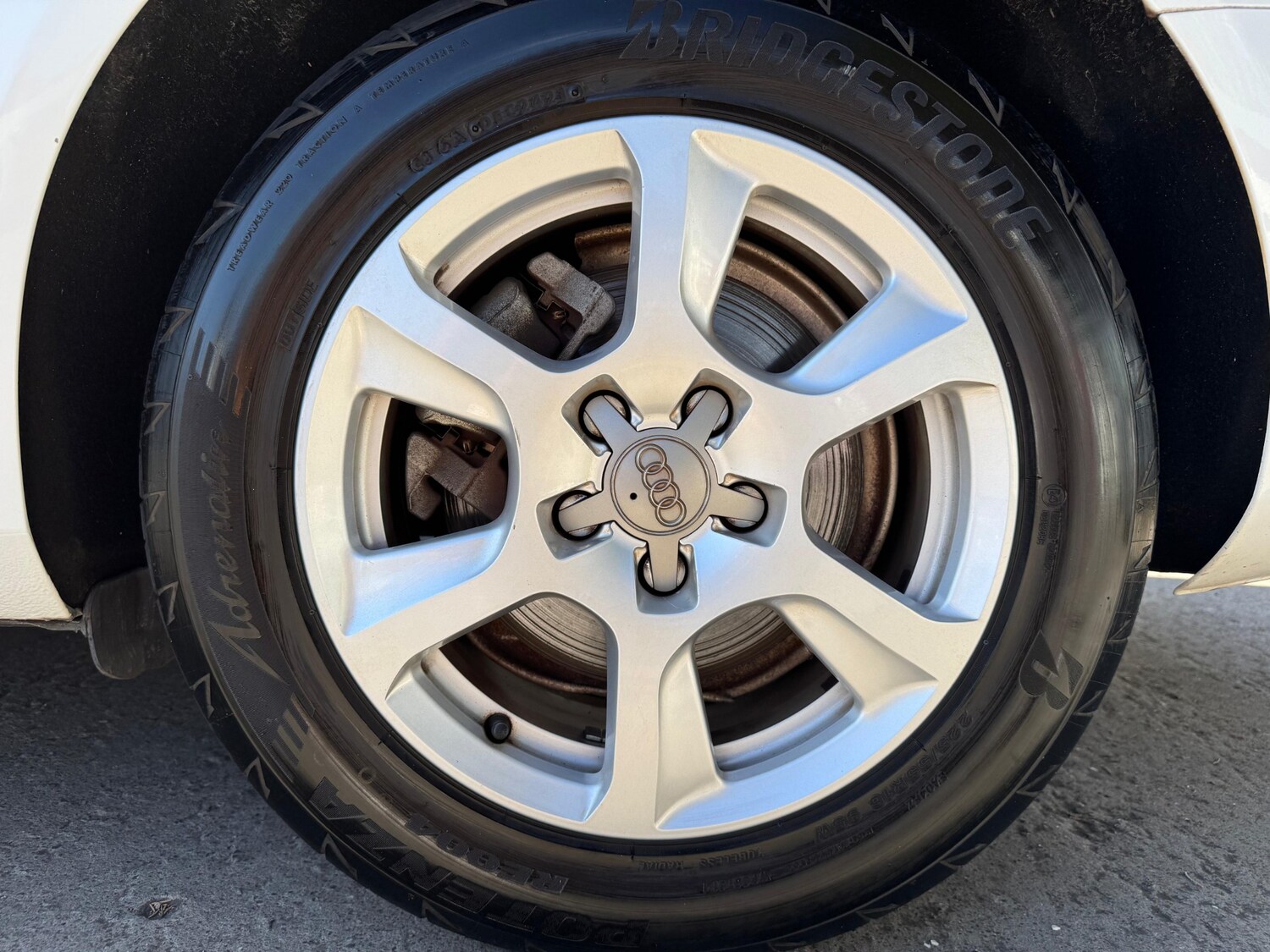 Used Audi A4 2010 for sale - 77841666: Photo 32