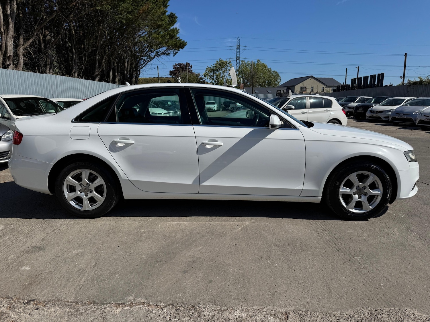 Used Audi A4 2010 for sale - 77841666: Photo 4