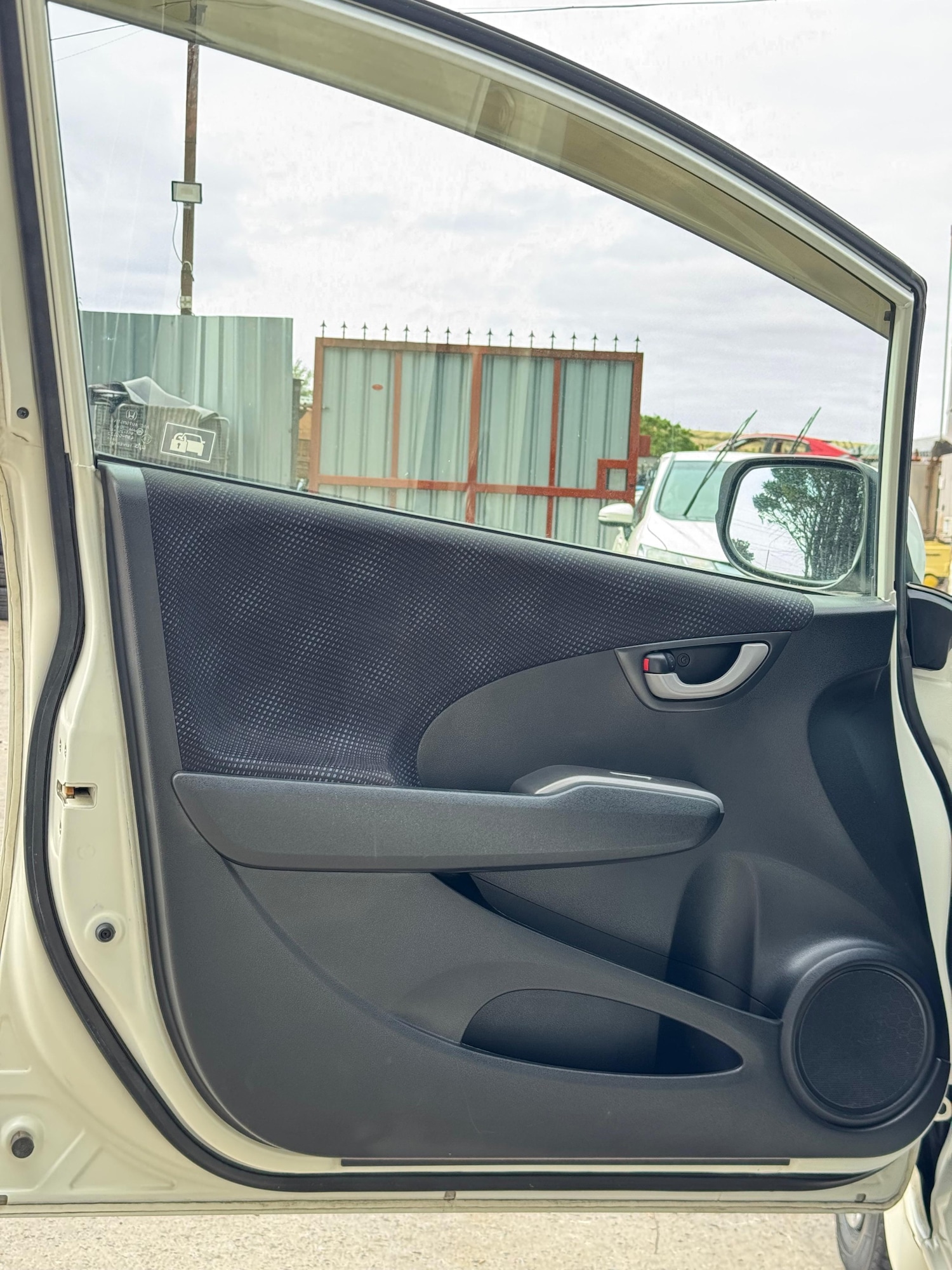 Vehicle 29