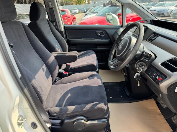 Used Honda Stepwagon 2008 for sale - 76171013: Photo 15