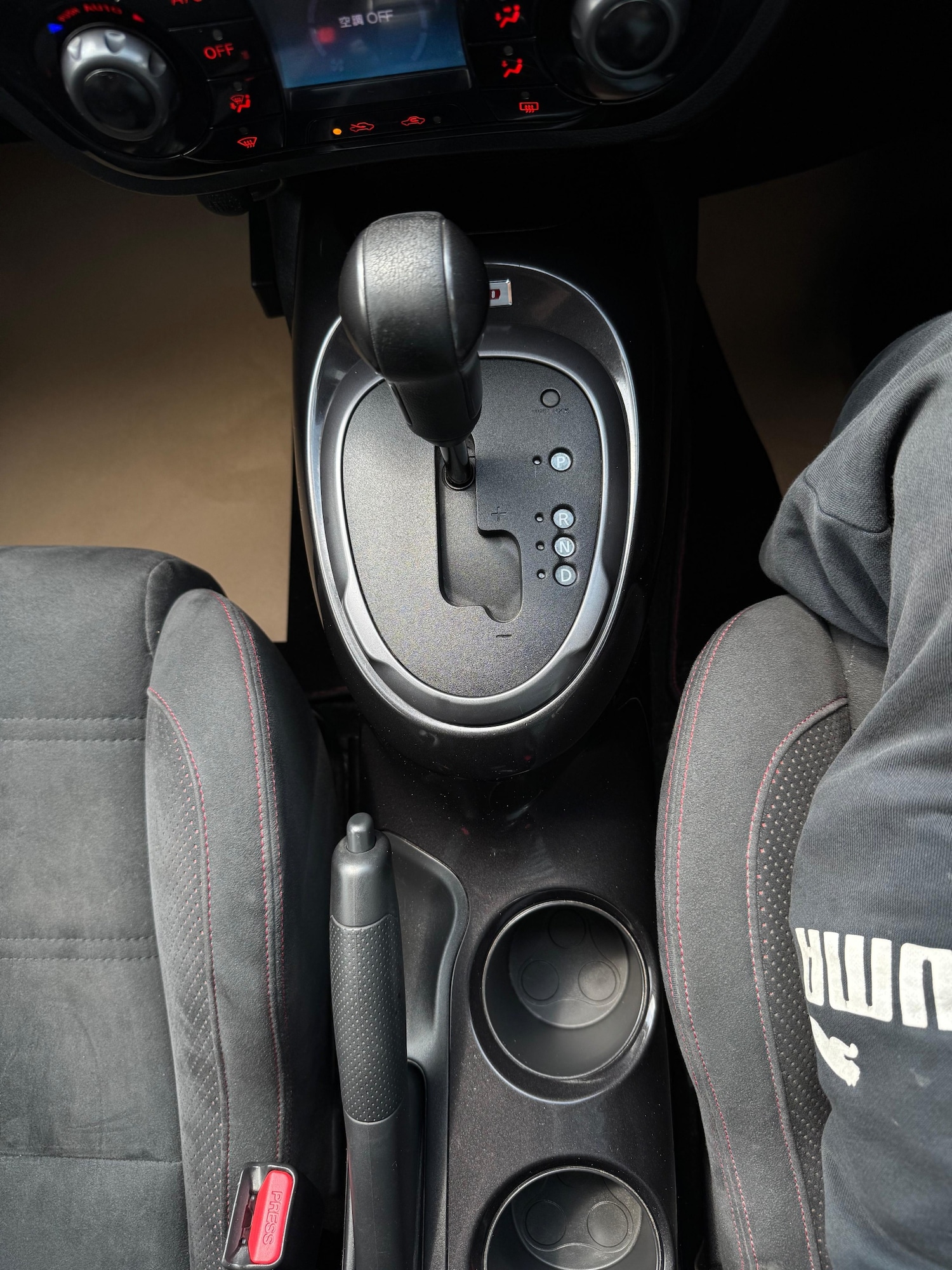 Used Nissan Juke 2014 for sale - 76064724: Photo 22