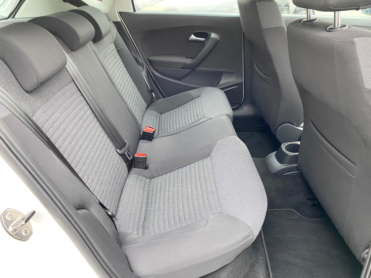 Used Volkswagen Polo 2010 for sale - 76374069: Photo 14