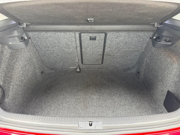 Used Volkswagen Golf 2012 for sale - 76274871: Photo 11