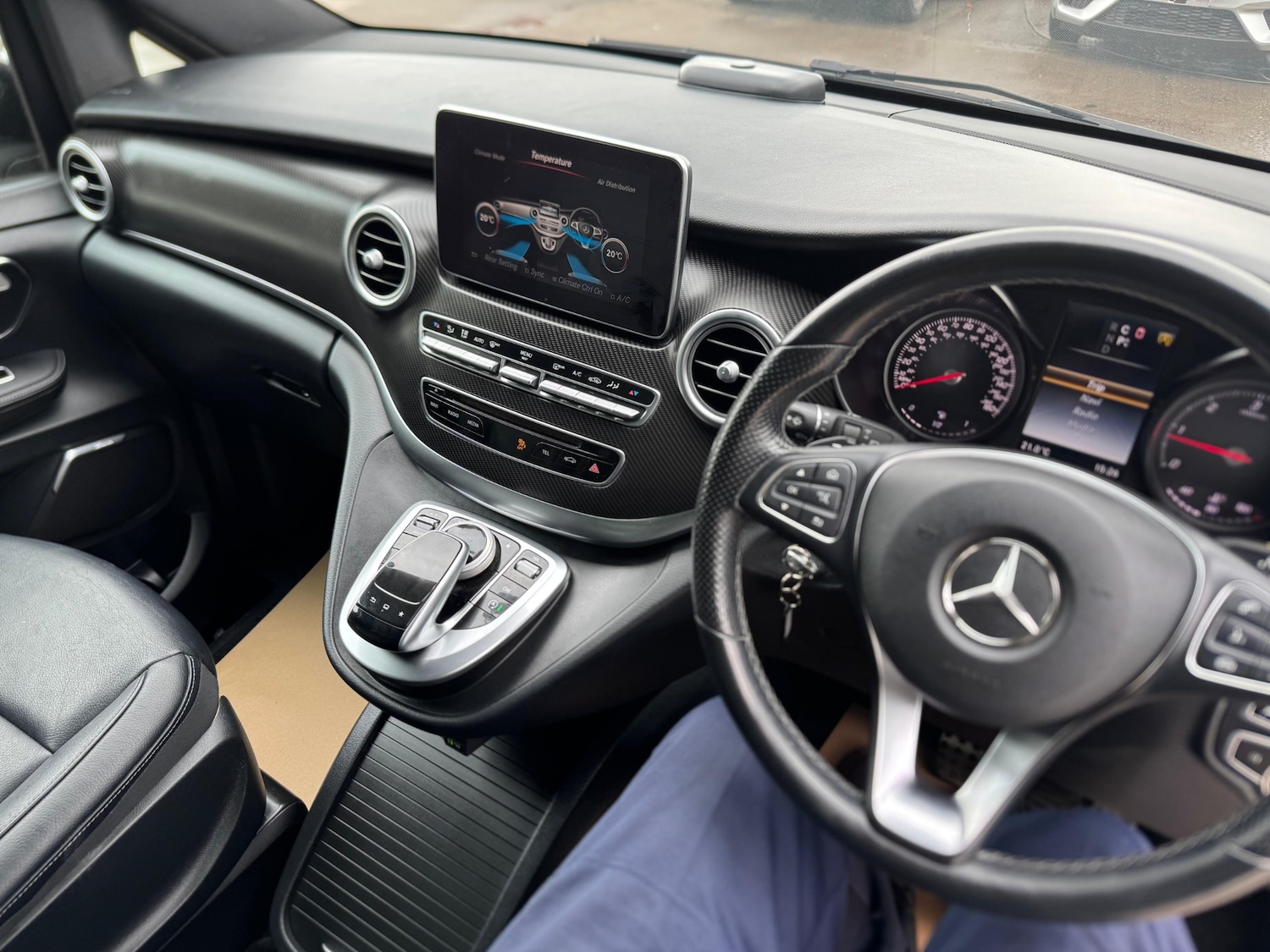 Used Mercedes-Benz V-Class 2017 for sale - 76097114: Photo 21