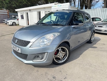 Used Suzuki Swift 2014 for sale - 76998842: Photo