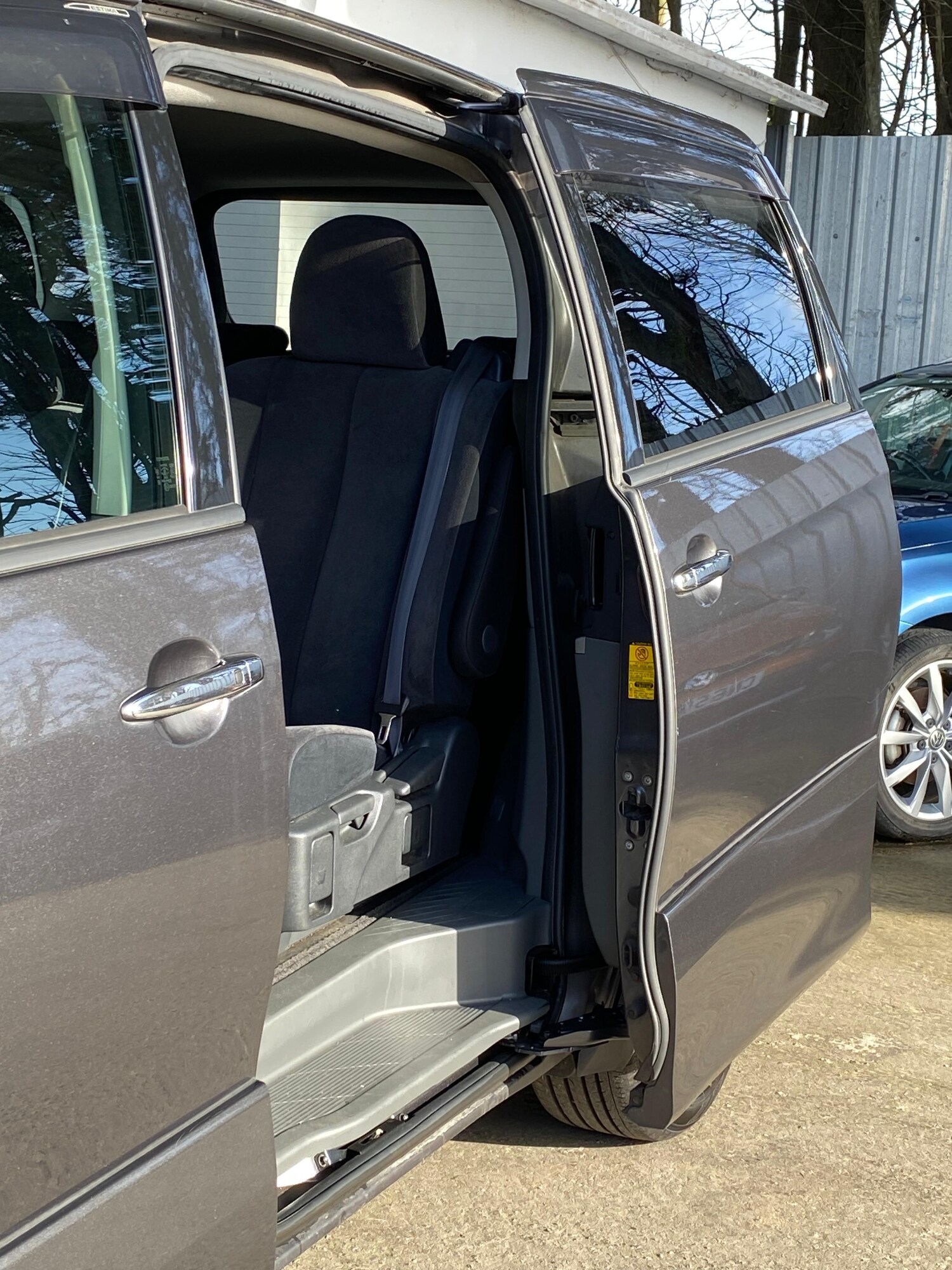 Used Toyota Estima 2026 for sale - 78158205: Photo 30