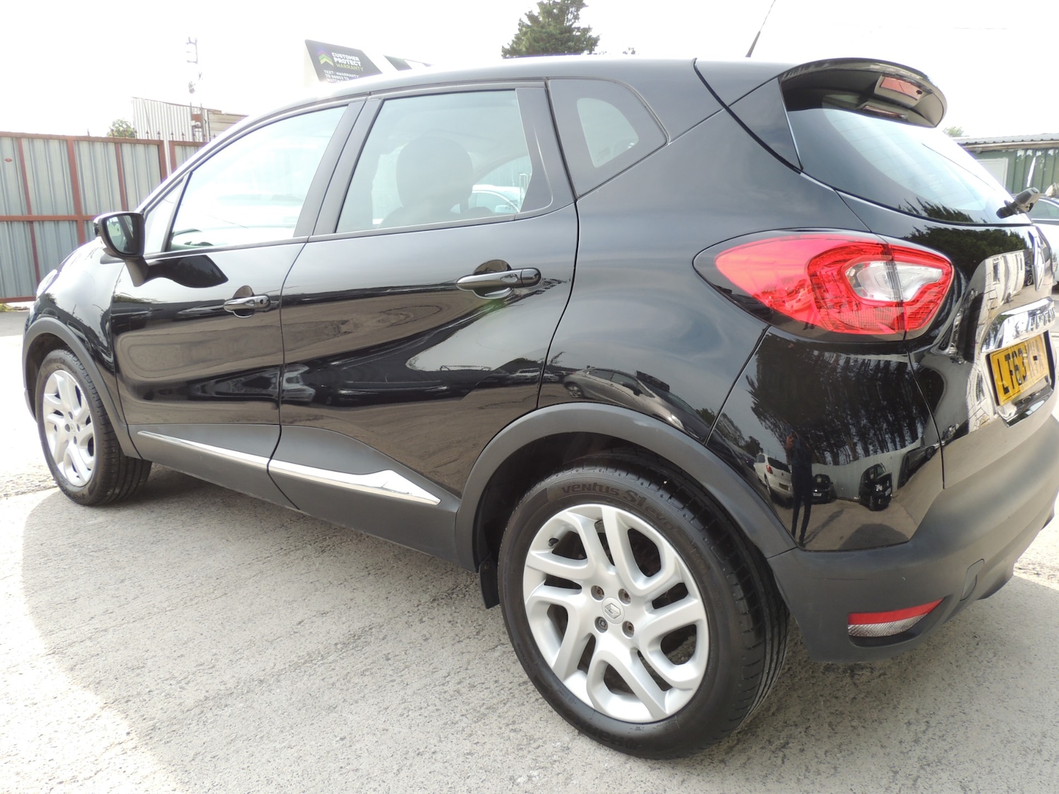 Used Renault Captur 2013 for sale - 76143290: Photo 41