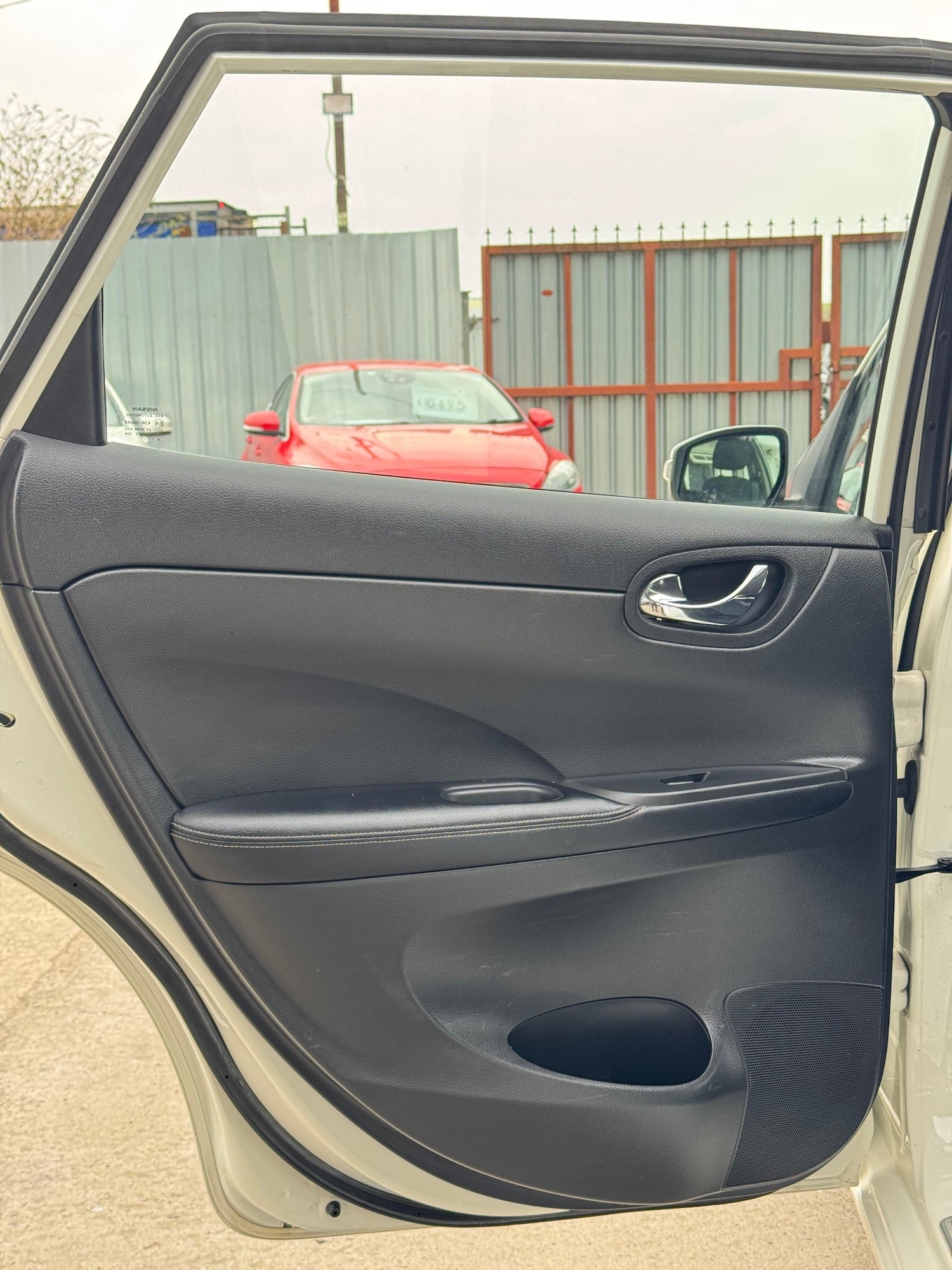 Used Nissan Pulsar 2015 for sale - 76115458: Photo 27