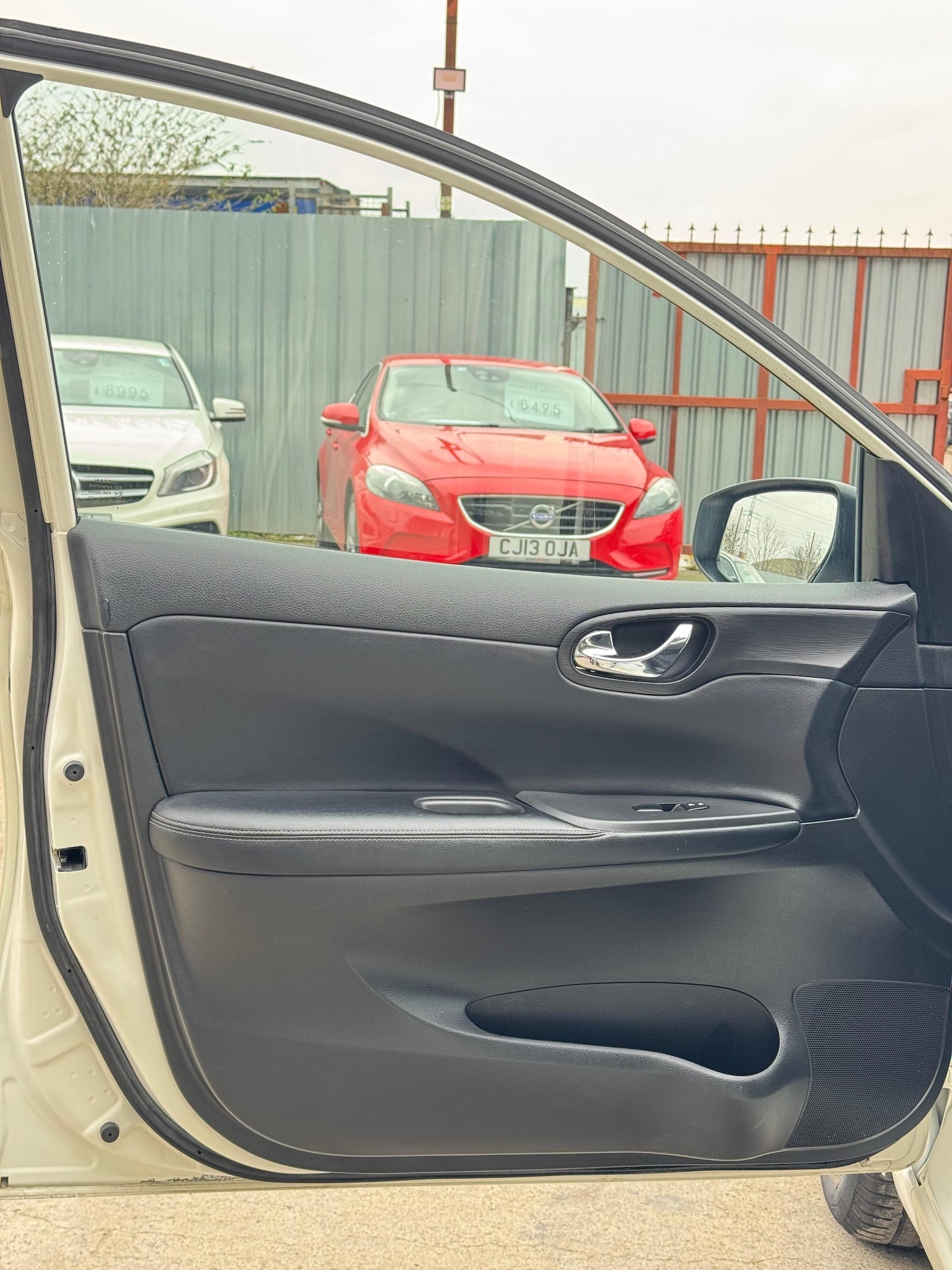 Used Nissan Pulsar 2015 for sale - 76115458: Photo 28
