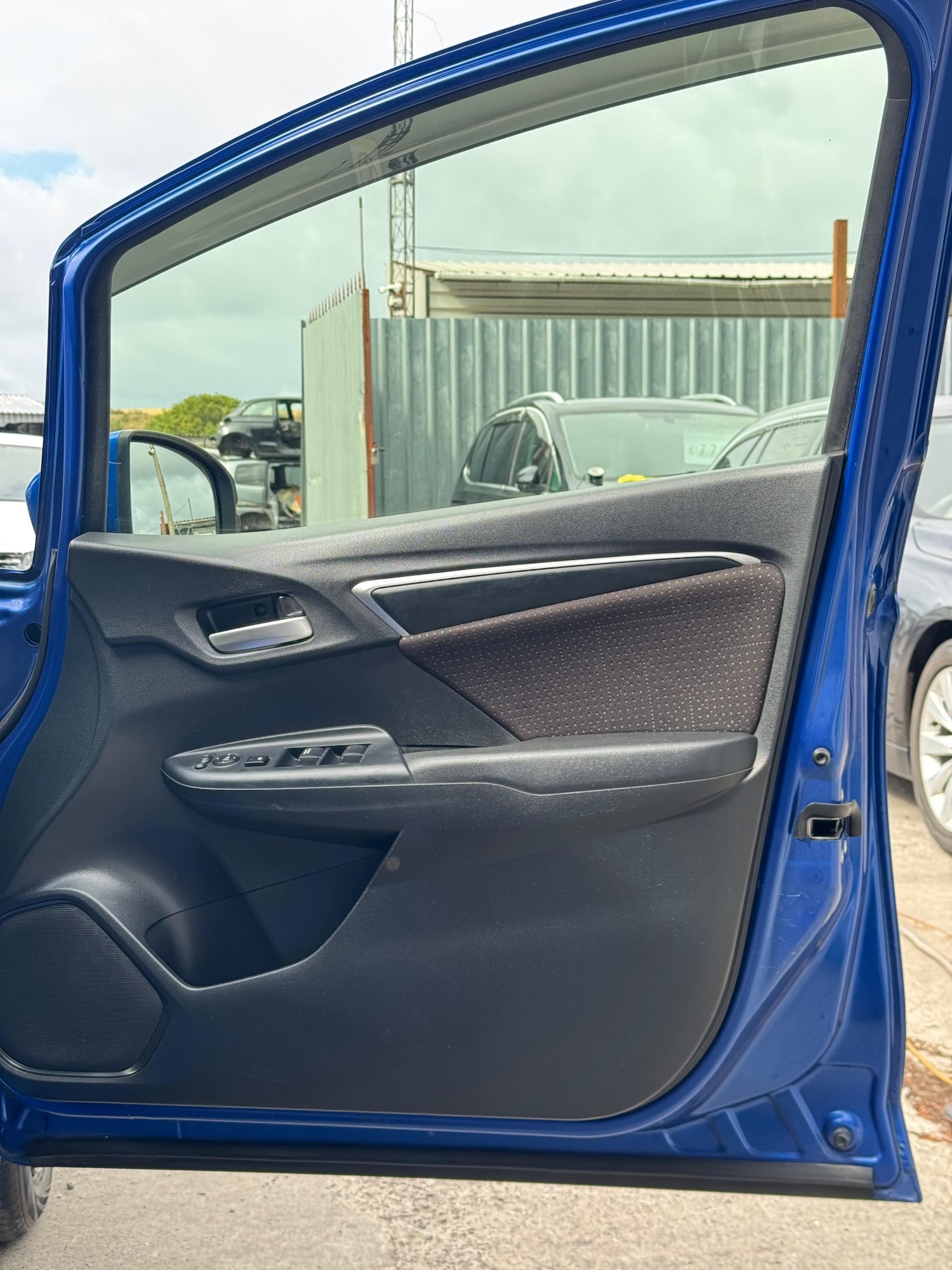 Vehicle 25