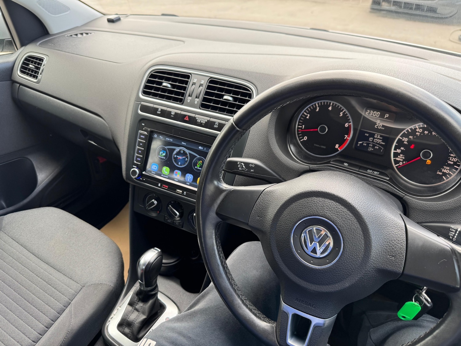 Used Volkswagen Polo 2012 for sale - 76055832: Photo 17