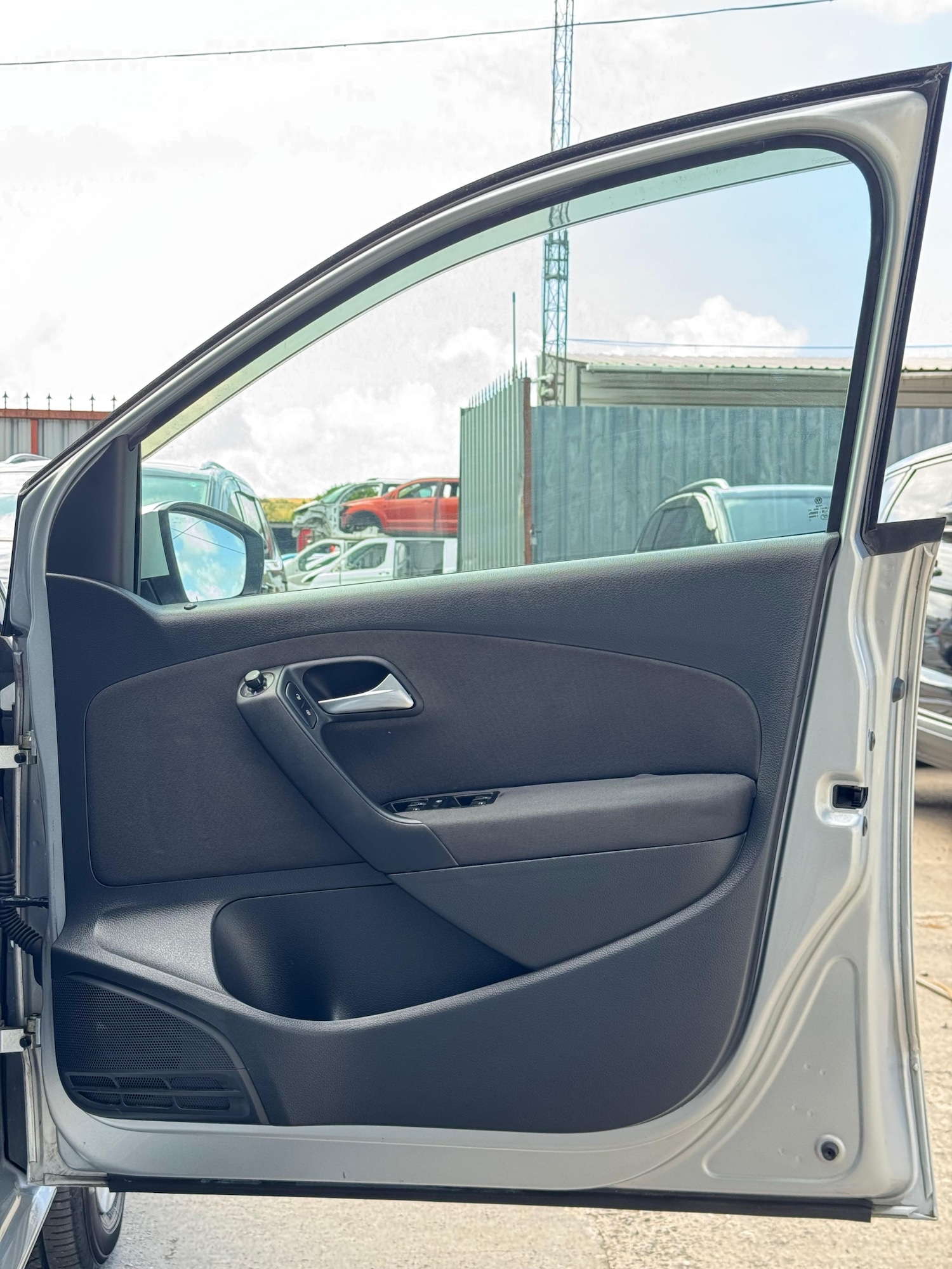 Used Volkswagen Polo 2012 for sale - 76055832: Photo 26
