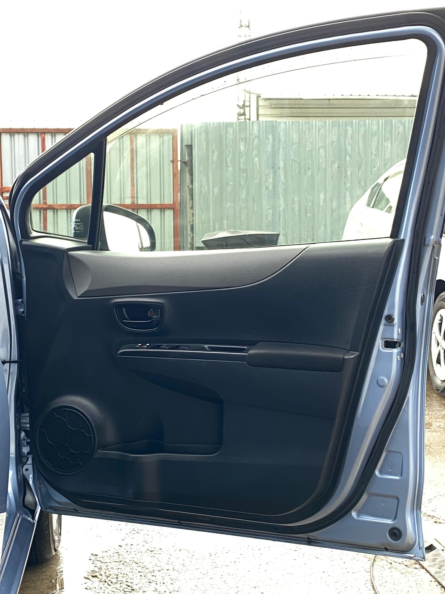 Used Toyota Vitz 2025 for sale - 78102862: Photo 25