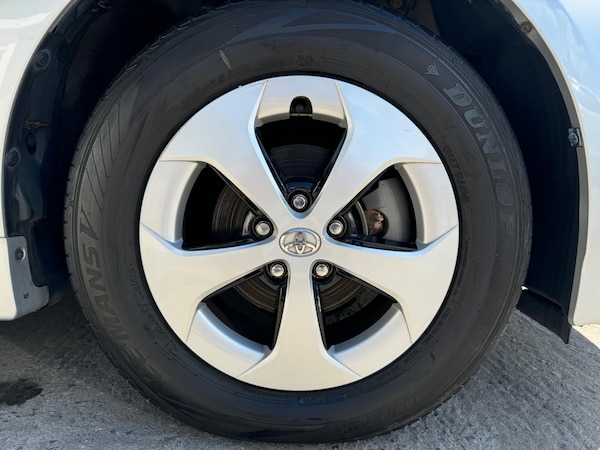 Used Toyota Prius 2012 for sale - 76300558: Photo 32