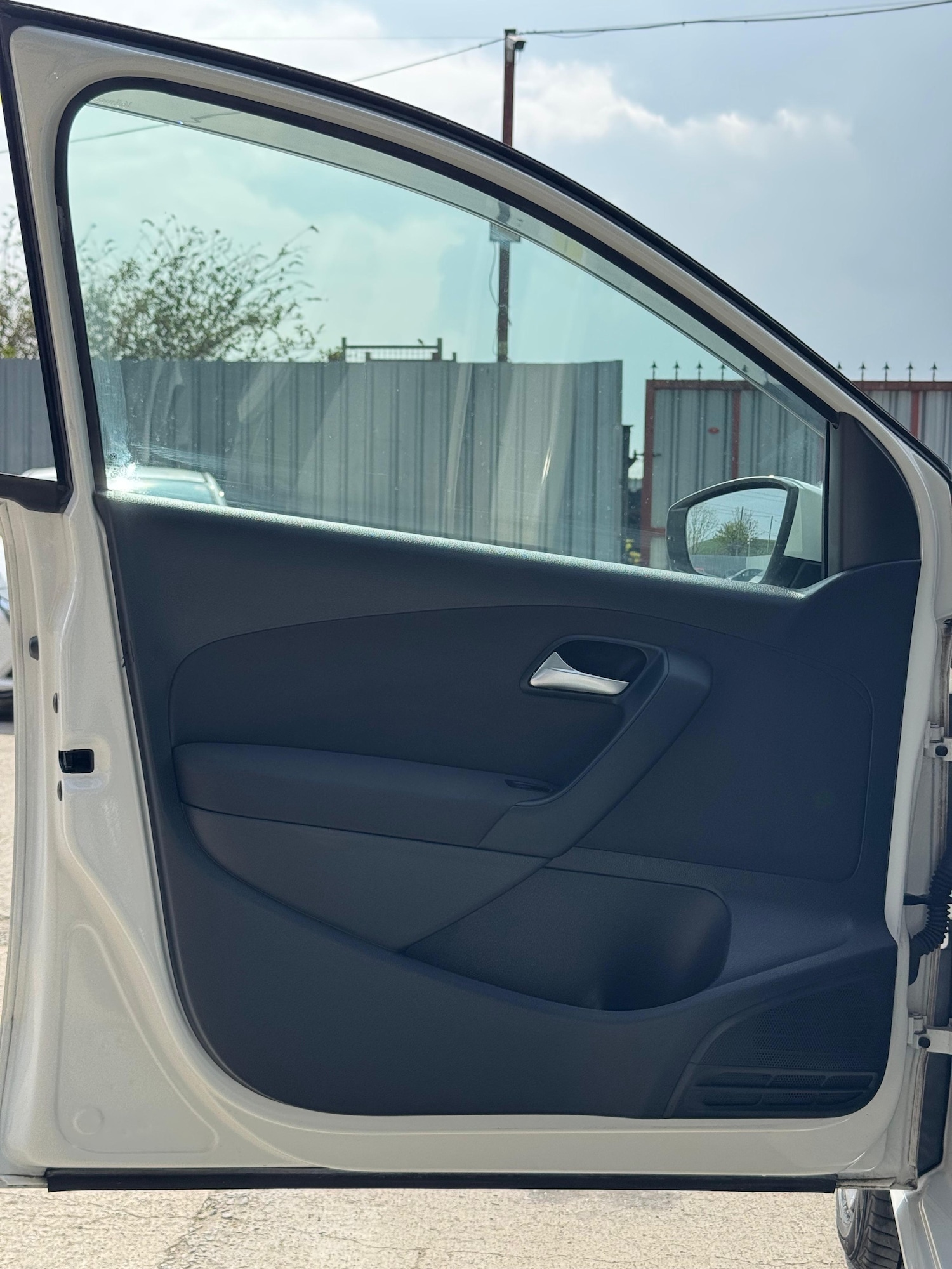 Vehicle 29