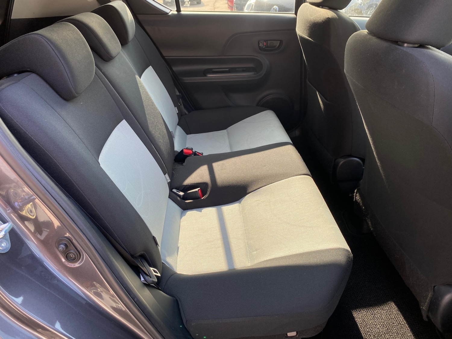 Used Toyota Aqua 2014 for sale - 78073635: Photo 15