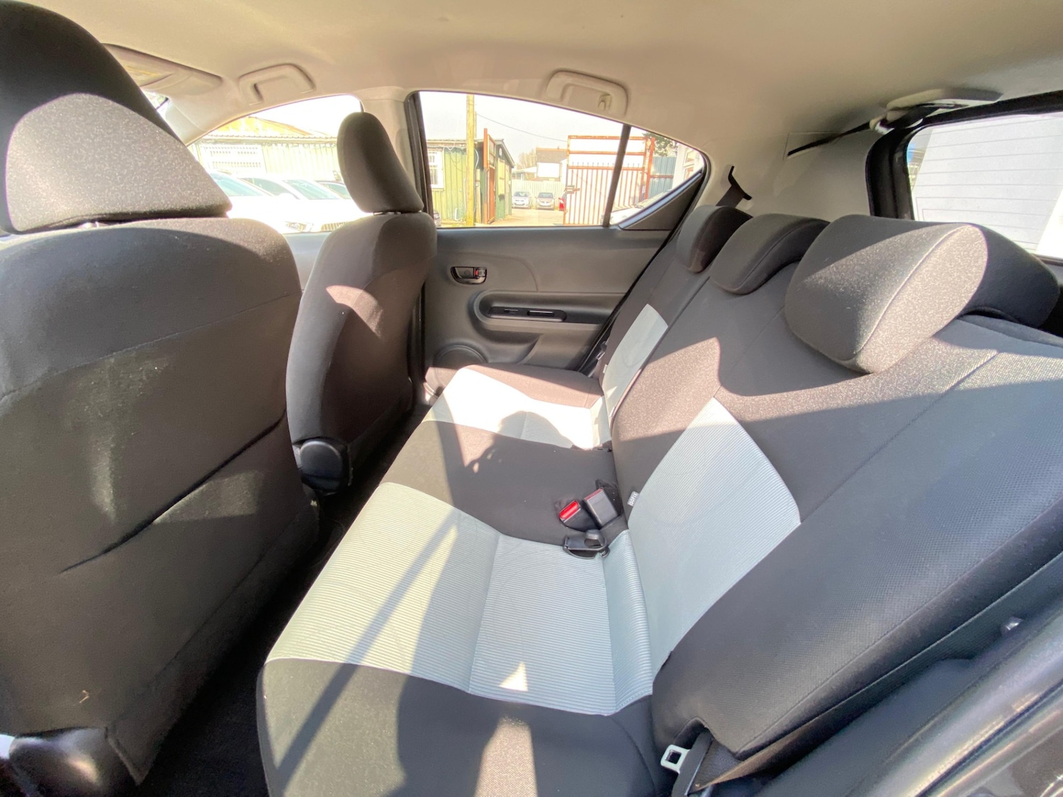 Used Toyota Aqua 2014 for sale - 78073635: Photo 29