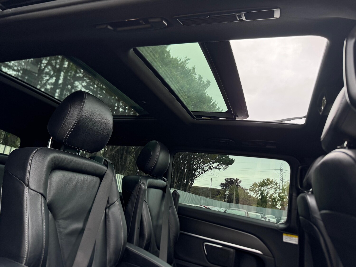 Used Mercedes-Benz V-Class 2025 for sale - 77854903: Photo 32